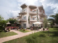 Apartments Eleni 4 Seasons 
