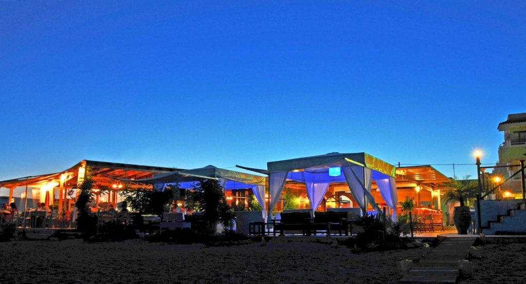 Sacallis Inn Beach Hotel 