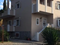 Sylvias House 