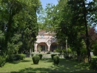 The Villa Averoff 