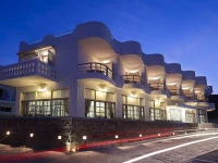 Kythnos Bay Hotel 