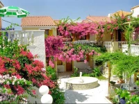 Olympia Village Hotel 