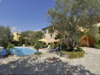 Egli Apartments