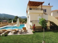 Holiday Home Korfos; Korinthos with a Fireplace 01 