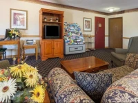Days Inn and Suites Dundee 2*