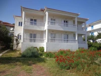 Akti Zaga Apartments 3*