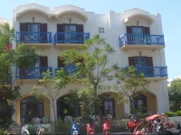 Theodorou Beach Hotel Apartments 