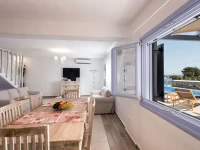 Crystal Villa I 