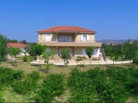 Aggelinas Apartments 