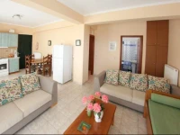 Zanetas Beach Apartments 