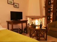 Arcadian Apartments & Studios 