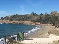 Cozy apartment in Saronida 