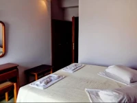 Petania Rooms & Studios 