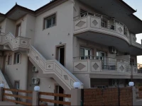 Grand Villas Apartments & Studios 