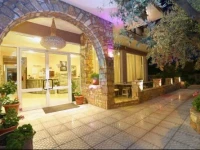 Meni Studios 