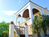 Villa Parparias 