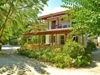 Lemonia Accommodations 