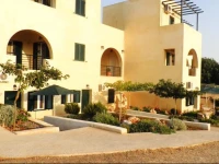 Giannikas Apartments 