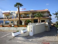Triton Garden Hotel 