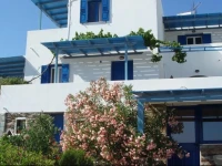 Helenas Apartments 