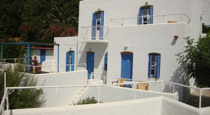 Hotel Aegean Home Studios & Apartments 
