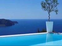 Athermi Suites 