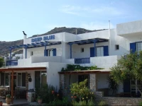 Deep Blue Rooms & Apartments 