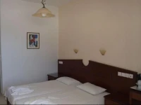 Elpis Rooms 