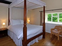 Little Cowarne Court 