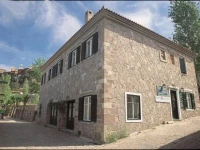 Triena Rooms 