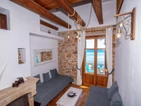 Aeolos Guesthouse 
