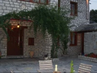 Vikos Hotel 