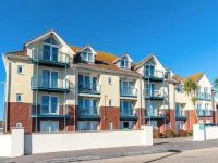 15 Belvedere Court 
