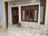 Elias Apartments 