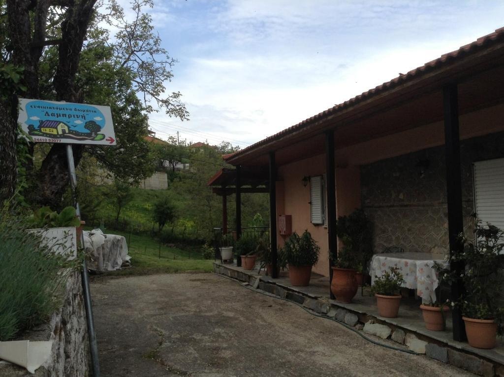 Guesthouse Lamprini 