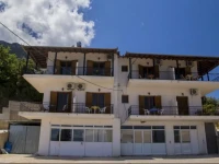 Fanias Rooms 