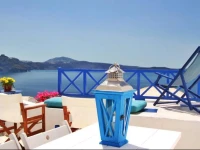 Blu Blanco Oia Cave House 