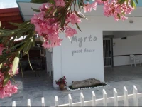 Myrto Guesthouse 