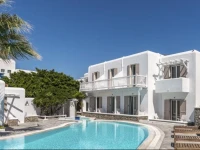 Vanilla Hotel 