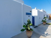 Gelos House 