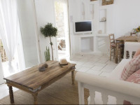 Pearls of Mykonos