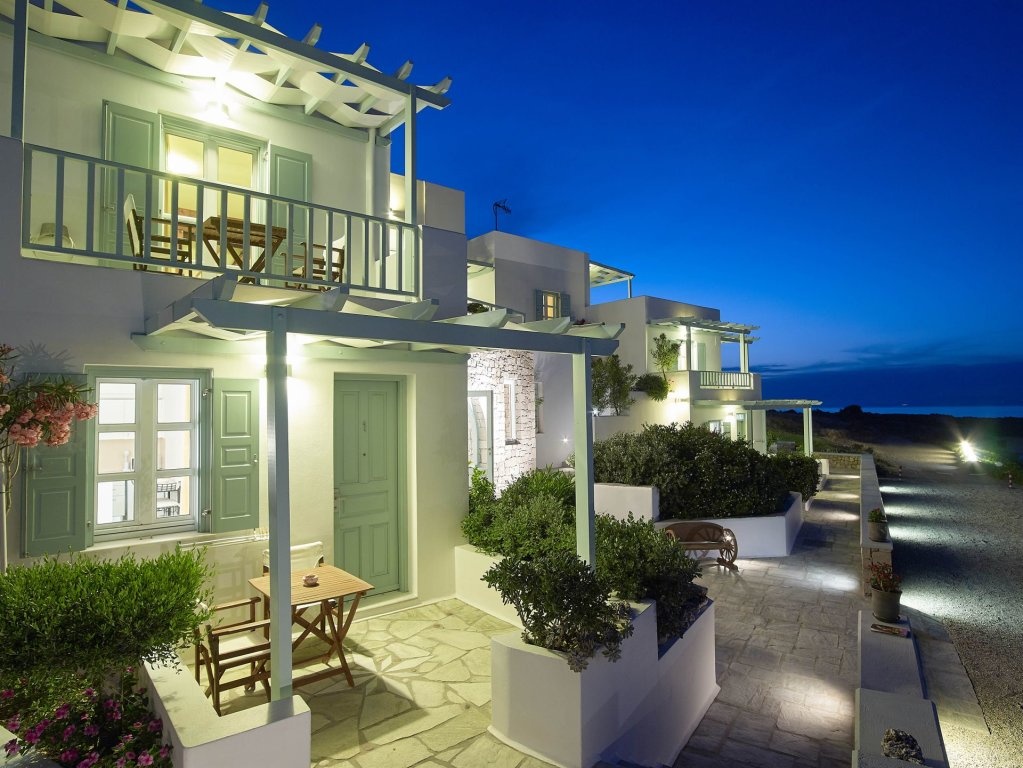 Asterias Boutique Hotel 