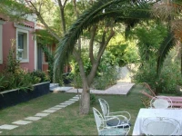 Bozikis Apartments & Studios 