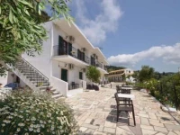 Manolo Studios 