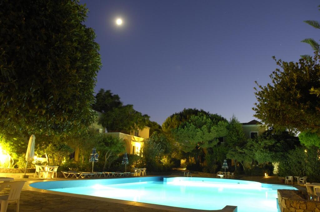 Kalydna Island Hotel 