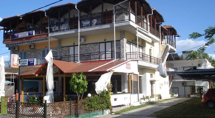 Sintrivanis Rooms 