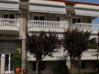 John & Eve Hotel 
