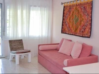 Athina & Iason Paralia Apartments 