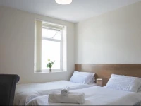Cargo Cafe Apartments 