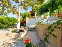 Dallas Valtos Studios 